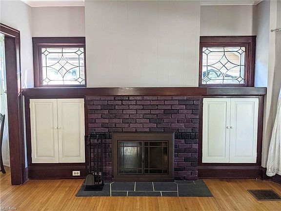 5th image of 2043 McKinley Ave