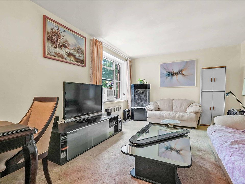 1st image of 26-15 Parsons Boulevard #3B