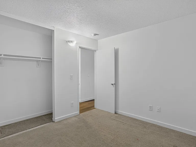 2527 NW Savier St — Photo 14