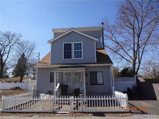 1st image of 4 Morgan Ave
