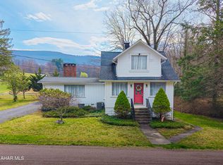 2560 Evitts Creek Rd, Bedford, PA 15522