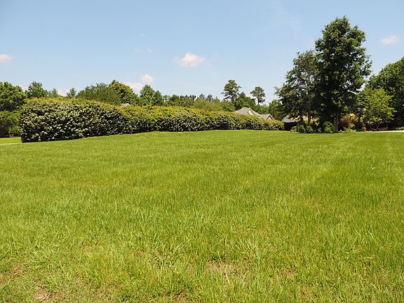 3rd image of 106 Sursee Ct