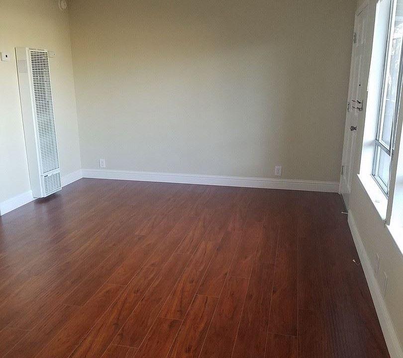 2nd image of 161 Oak Ave APT 6