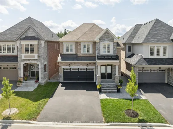 109 Ben Sinclair Ave, East Gwillimbury, ON L9N 0S3
