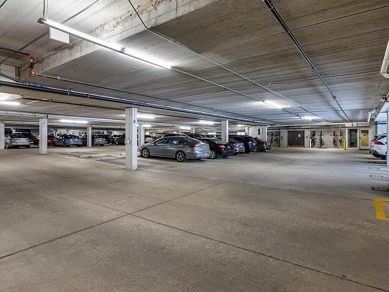 The Enclave Luxury Apartments — Photo 43