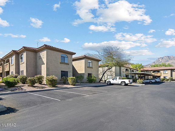 3rd image of 5751 N Kolb Rd Unit 25201
