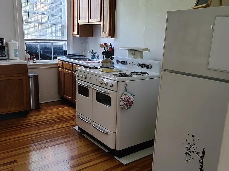 28 Trumbull St #GROUND FLOOR — Photo 16