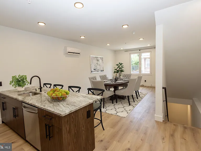 3604 Melon St #1 — Photo 3