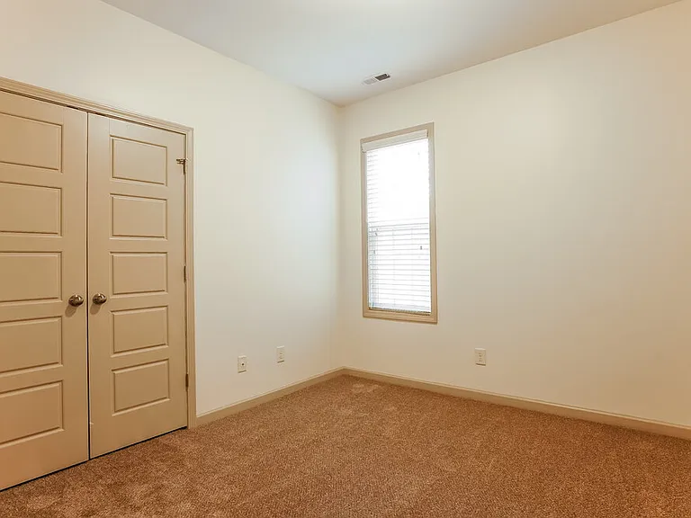 59 Golden Gate Pkwy — Photo 15