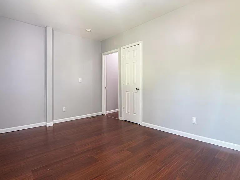 3000 Erdman Ave — Photo 25
