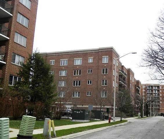 2nd image of 1675 Mill St APT 301