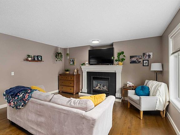 3rd image of 2067 W Luxstone Blvd SW
