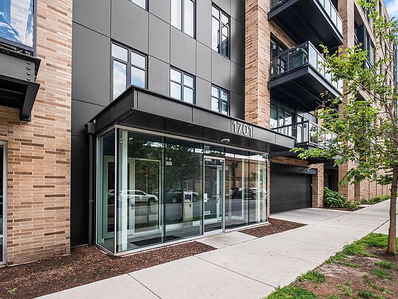 3rd image of 1701 W Webster Ave #710