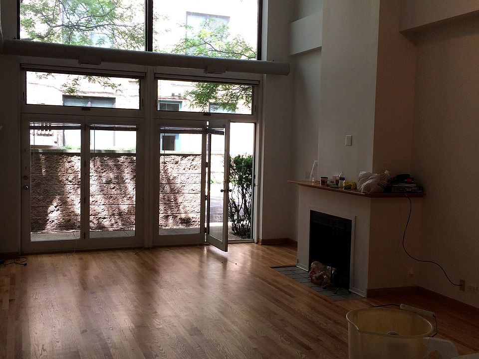 2nd image of 1760 W Wrightwood Ave APT 112
