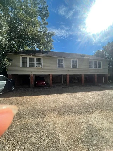 1 bed, 700 sqft, $900 — Photo 3