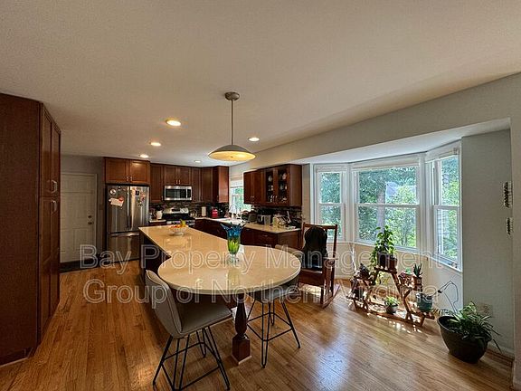 5th image of 1310 Browns Mill Ct