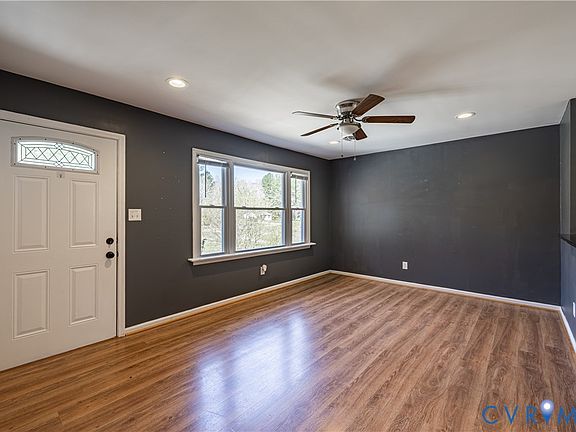 3rd image of 9813 Colemans Lake Rd