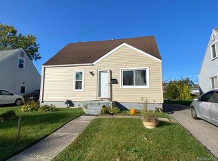 272 Seward St, Pontiac, MI 48342