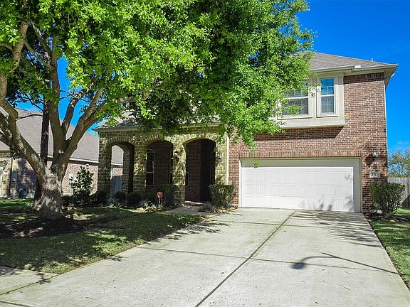 3rd image of 1310 Ellis Grove Ln