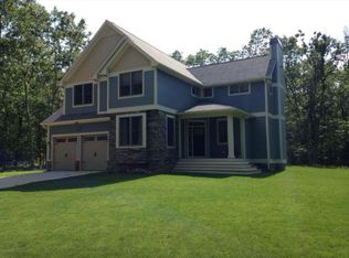 10 Braided Brook Ln, Burrillville, RI 02830
