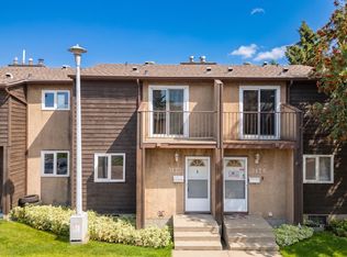Clarehaven, Edmonton, AB T5Y 1R4