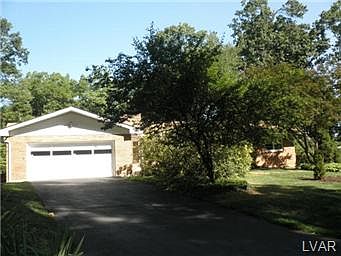 2nd image of 1361 Woodland Cir