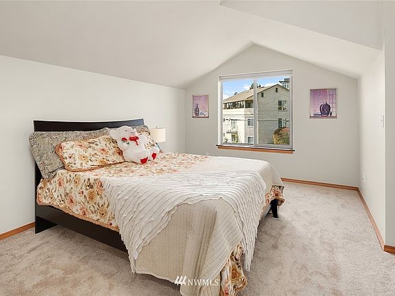 4th image of 12316 33rd Ave NE APT B