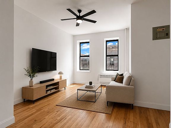 3rd image of 157 W 123rd St APT 5F