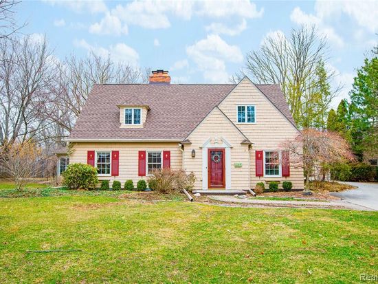9830 Lakewood Dr Grosse Ile Mi 48138 Zillow