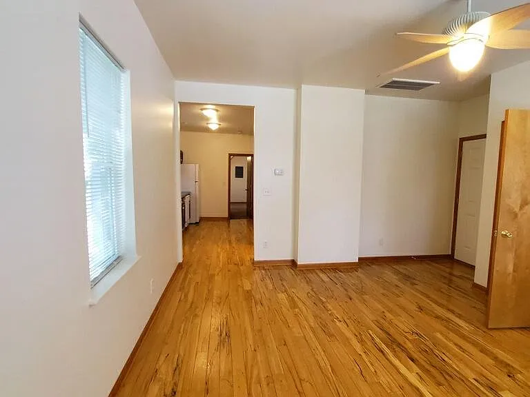 158 College Ave #5 — Photo 10