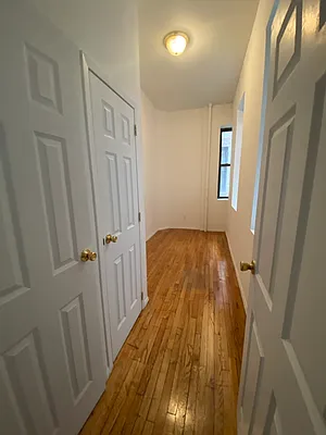 Rented by Peter R. Hungerford, LREB | media 20