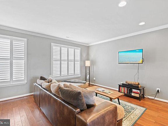 5th image of 19 Ocala Way