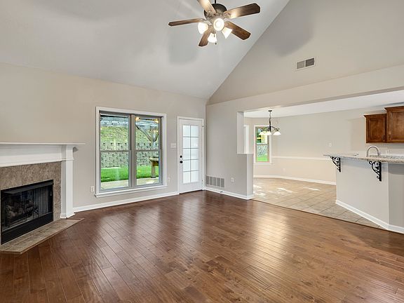 4th image of 5788 Berry Patch Ln