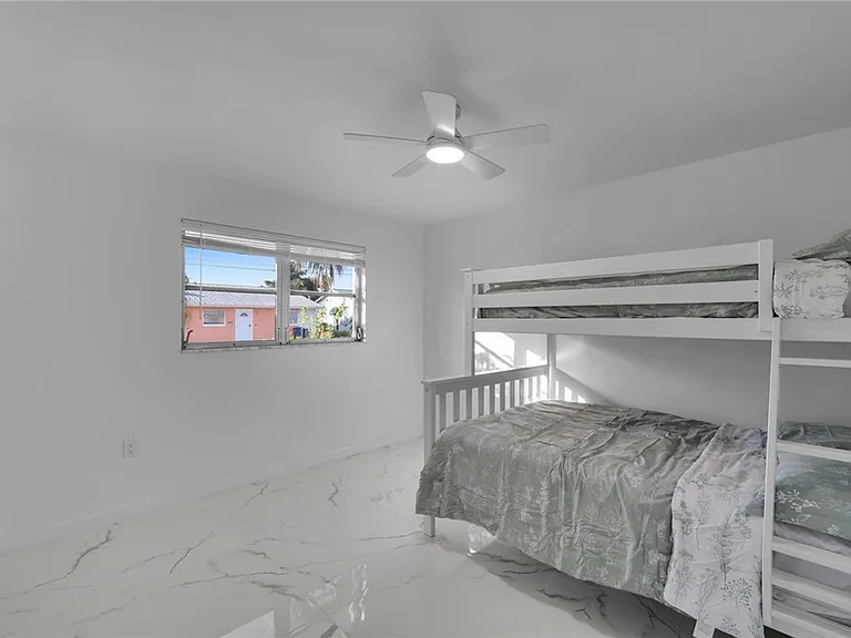 2758 Bruce St — Photo 20