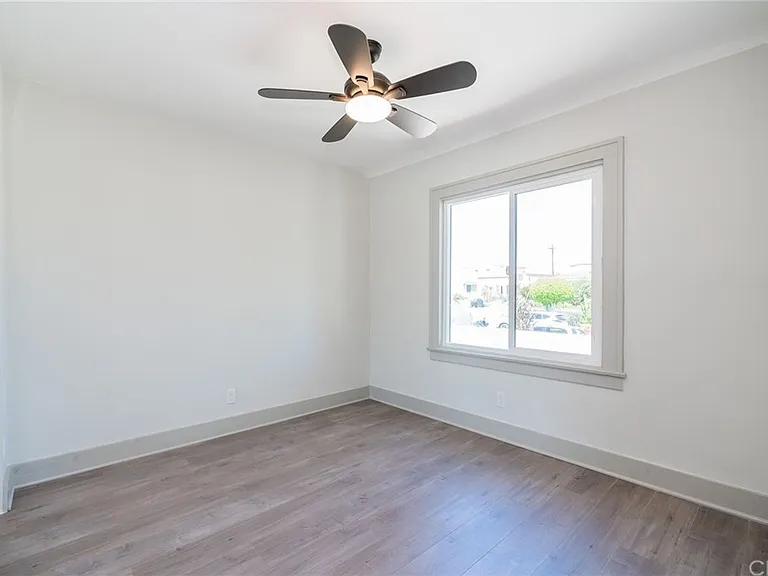 3110 W 69th St — Photo 24