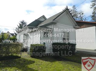 513 NW A St UNIT C, Grants Pass, OR 97526