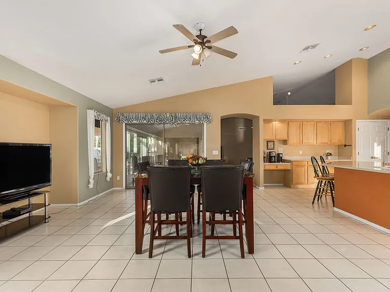 8440 W Alex Ave — Photo 2