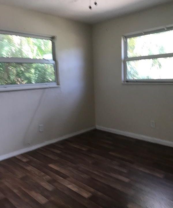 1st image of 5536 10th Ave #A