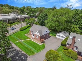 1 Adelaide St, Huntington Station, NY 11746