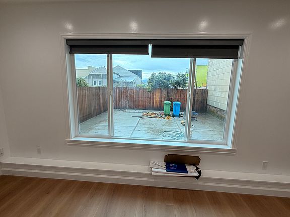 5th image of 1657 Revere Ave #1655