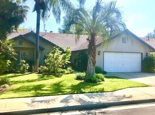 1123 N Karen Ave, Clovis, CA 93611