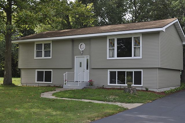 1st image of 115 Brandywine Dr SE