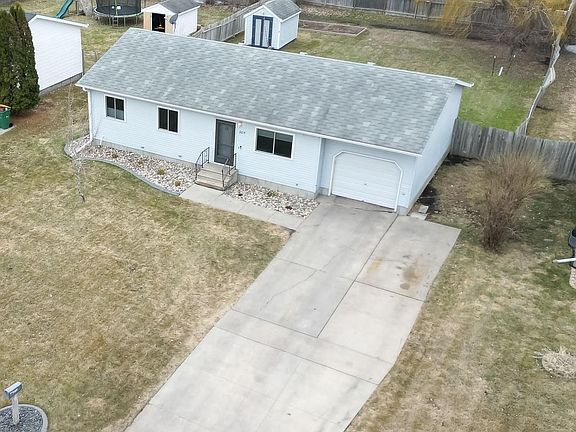 2nd image of 205 4th St E