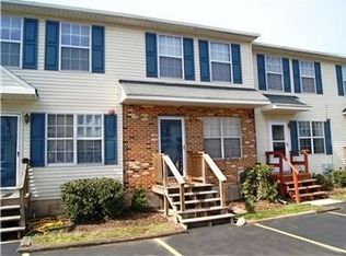 807 Cobble Creek Curv, Newark, DE 19702