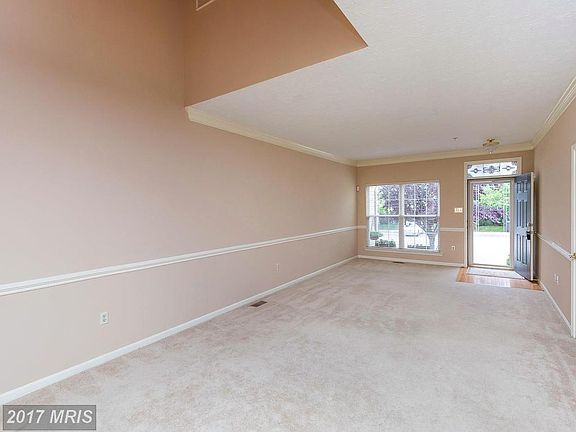 4th image of 2040 Mardic Dr