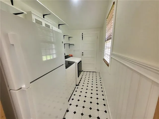 621 Elmira Ave — Photo 10