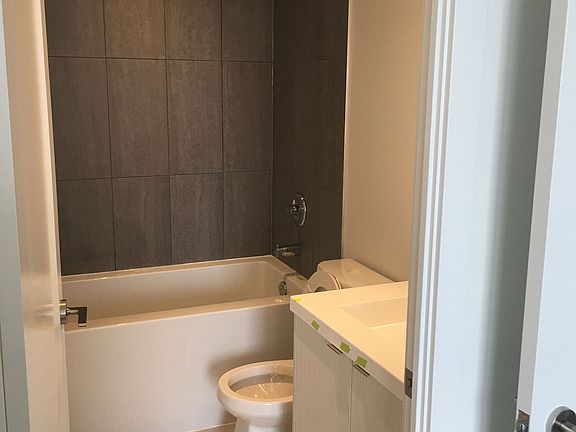 4th image of 5 Mabelle Ave #4332