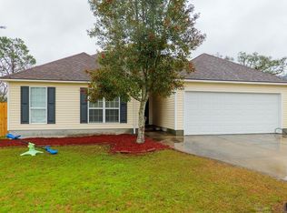 8 Eleanor Pl, Ray City, GA 31645