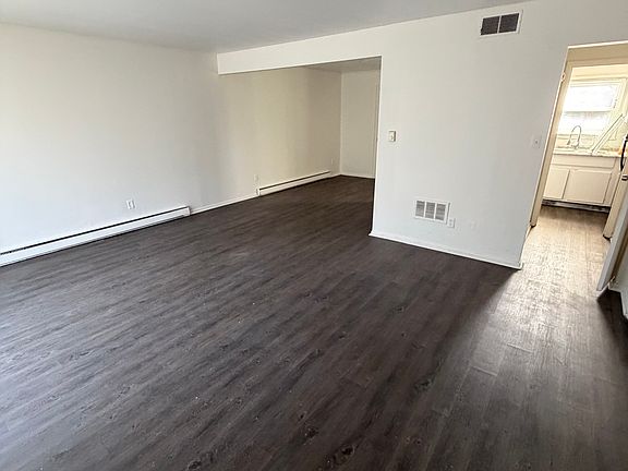 5th image of 3283 Ashley Ln