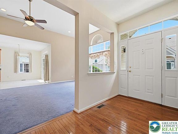 5th image of 1888 Jeanine Way